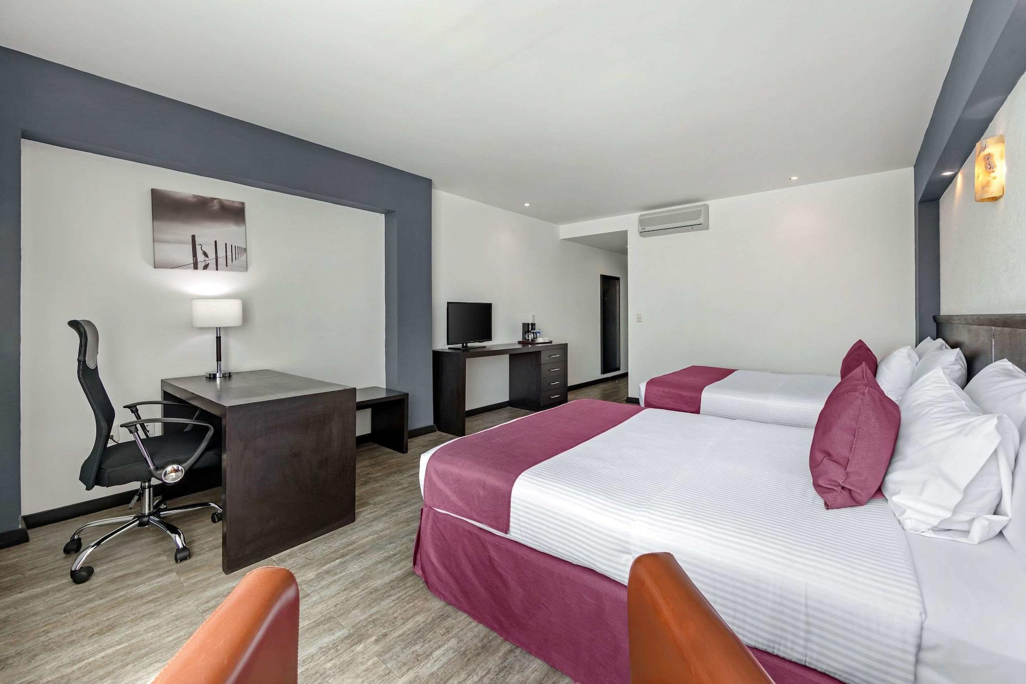 Comfort Inn Morelia Exteriör bild