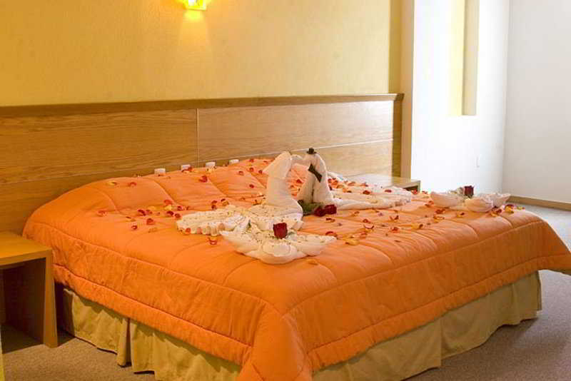 Comfort Inn Morelia Exteriör bild