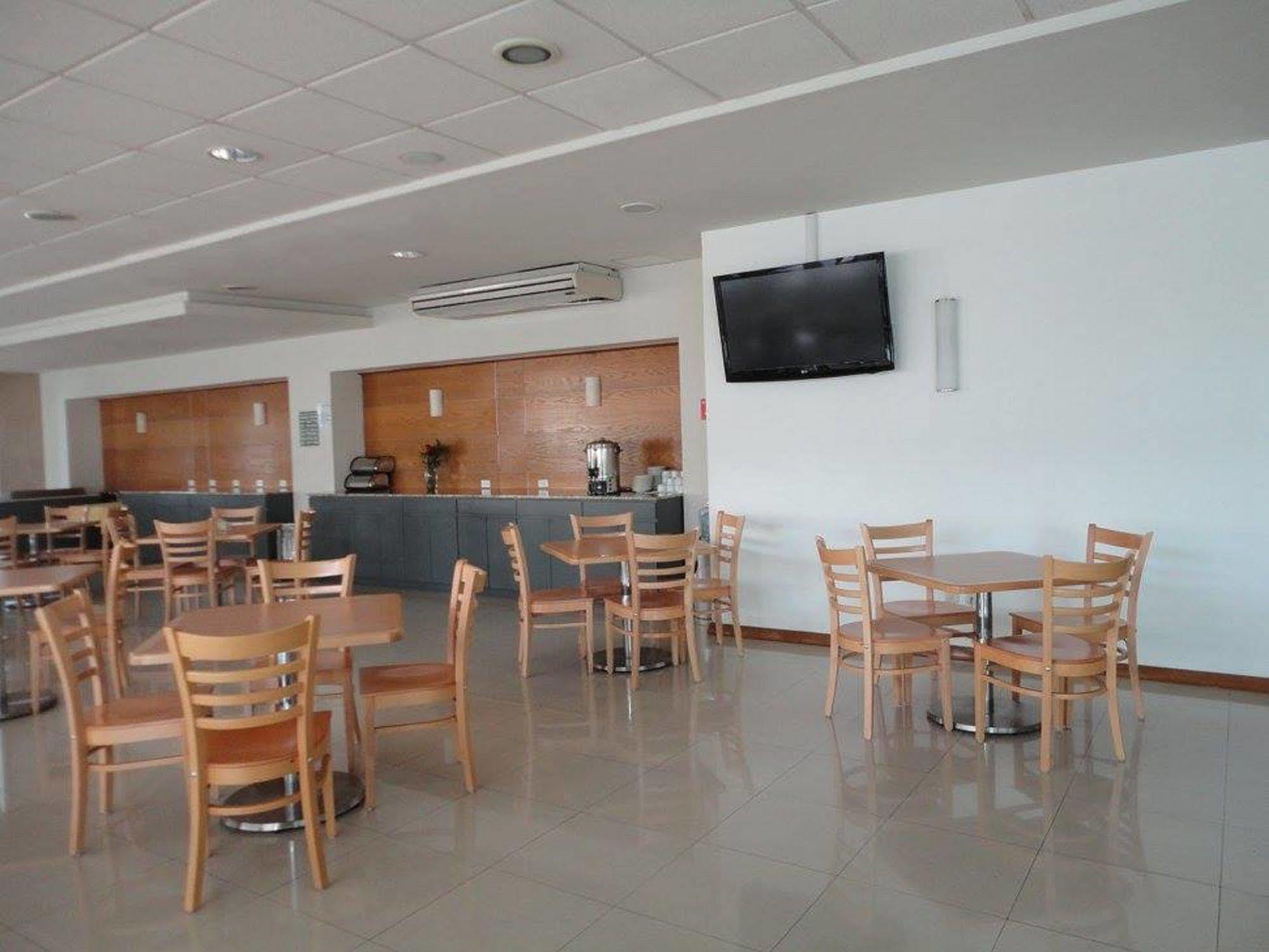 Comfort Inn Morelia Exteriör bild