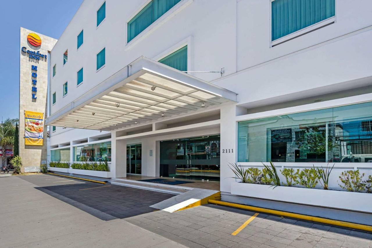 Comfort Inn Morelia Exteriör bild